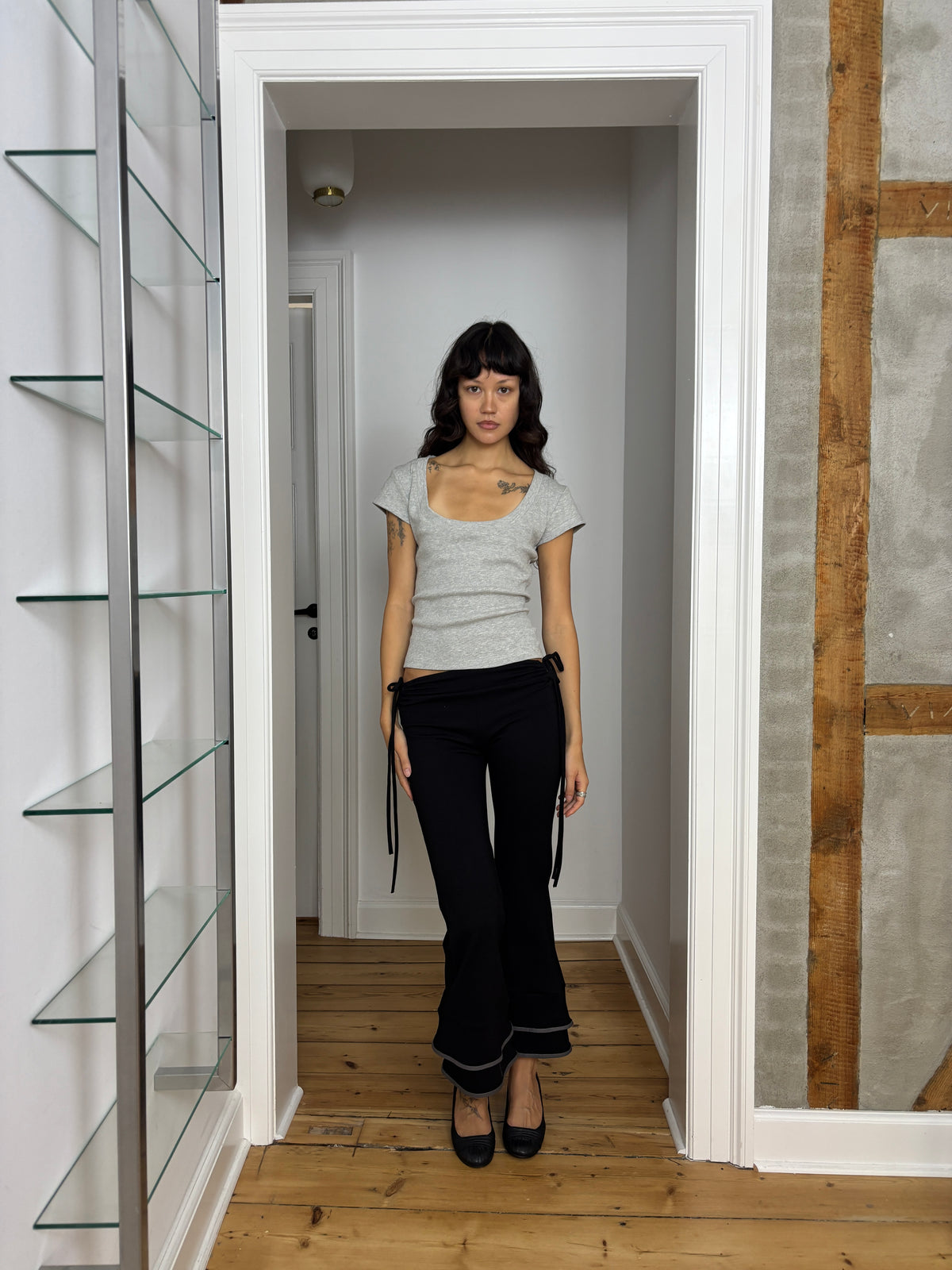 POLLY TEE GREY RIB