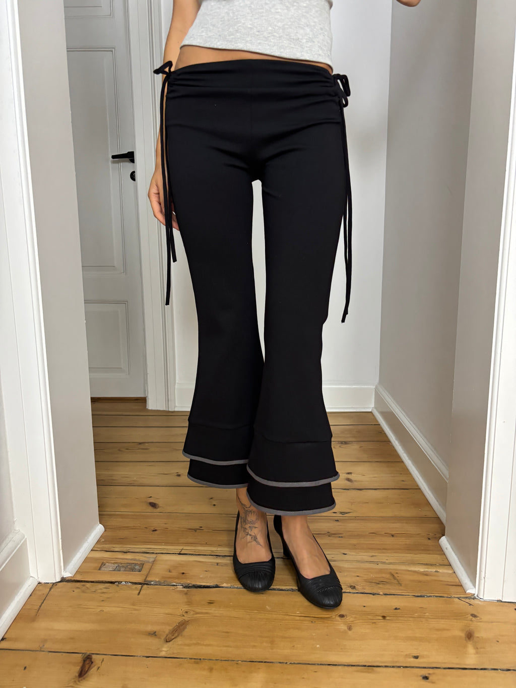 CLARA CAPRI PANT