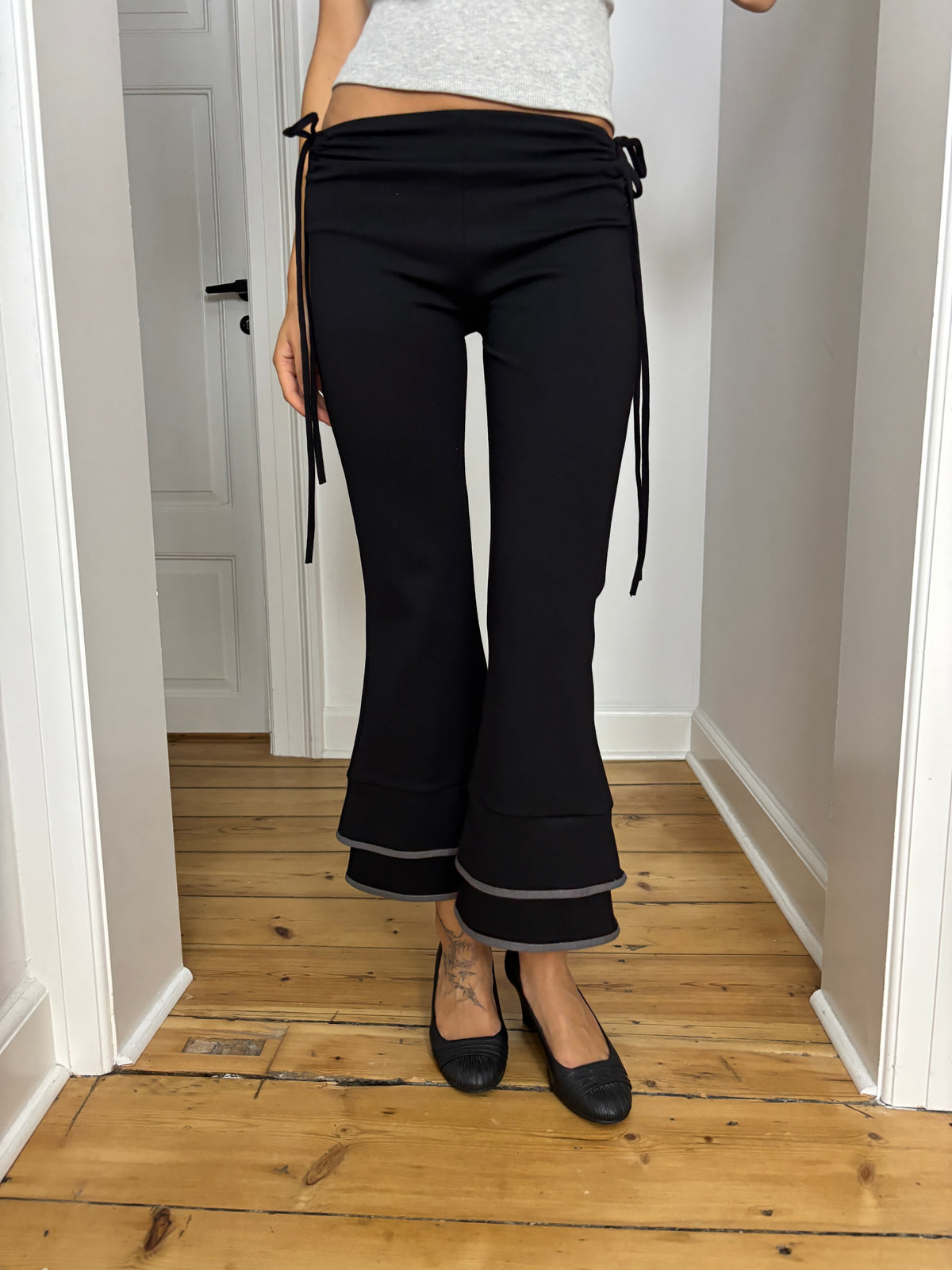 CLARA CAPRI PANT