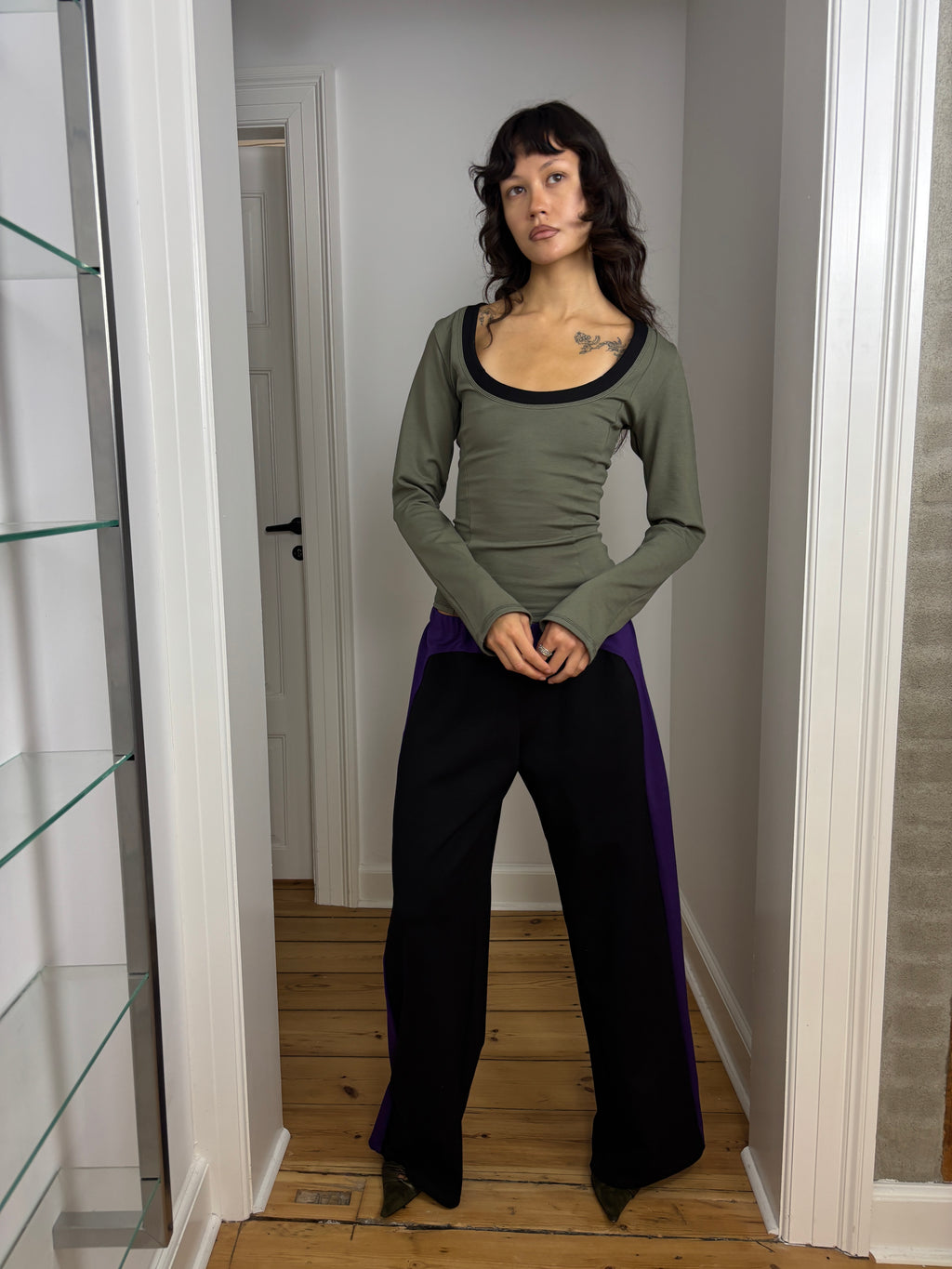 CHARLI TOP OLIVE GREEN