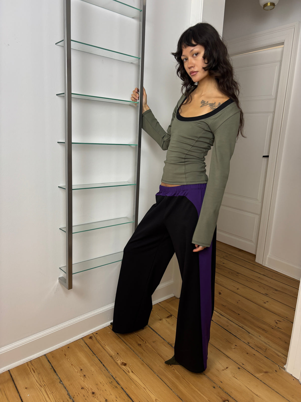 CHARLI TOP OLIVE GREEN